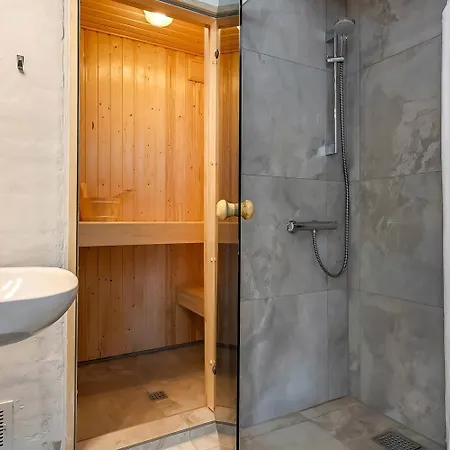 Poolhus I Forste Klitraekke Sj540 *