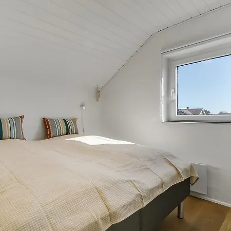 Poolhus I Forste Klitraekke Sj540 Semesterbostad *